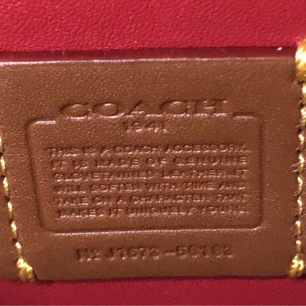 Coach Racecar 1941 Wallet NWT super rare and hard to find Limited Edition - Picture 3 of 8